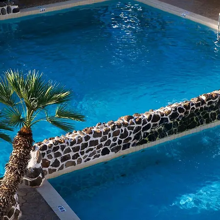 Piramides Адехе