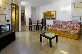 Piramides Апартаменти