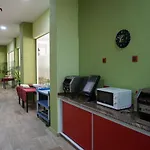 Apartment Piramides