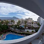 Piramides Daire Costa Adeje