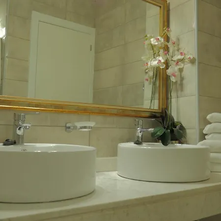 Piramides Apartment *