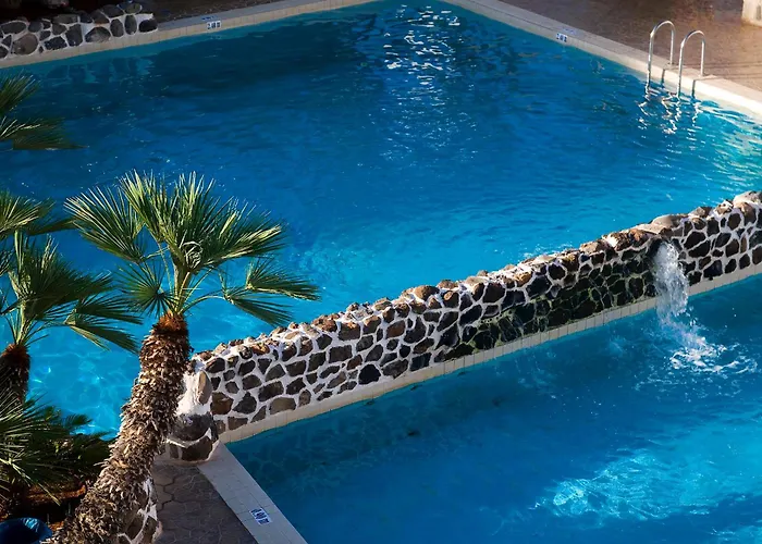 Piramides Адехе