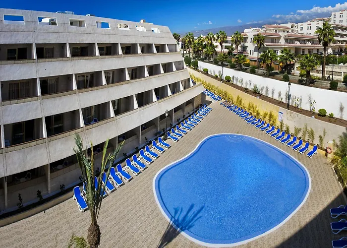 Apartment Piramides *