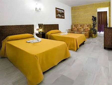 Piramides Apartment Costa Adeje (Tenerife)